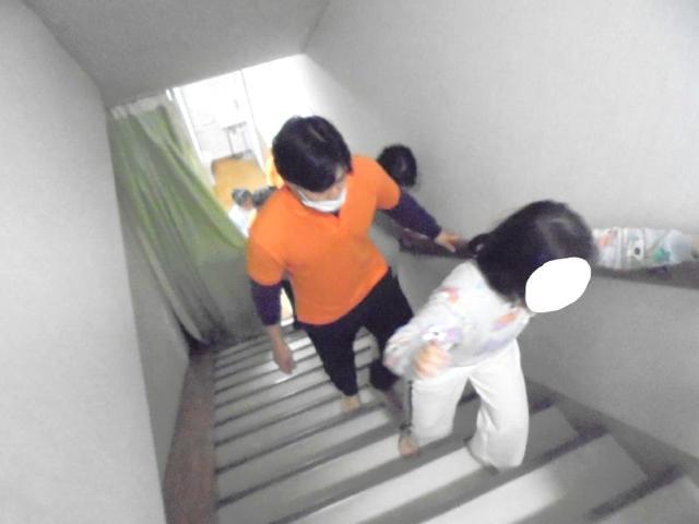 【保育士】放課後等デイサービス/年休121日/土日休み◎/月給25万円～/運動・体操メインの療育♪/体を動かすことの爽快感や達成感を提供し、自信をはぐくむ！/正社員/資格必須の写真8枚目