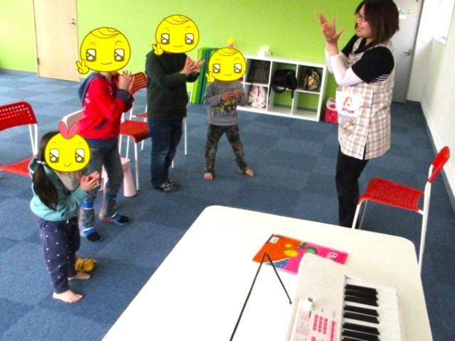 【管理者候補/児童指導員】多機能型施設/残業ほぼなし◎/手厚い人員配置で向き合う支援を♪/全国展開中の大手/豊富なノウハウが学べる充実研修あり/月給29.5万円～/正社員/資格必須の写真1枚目