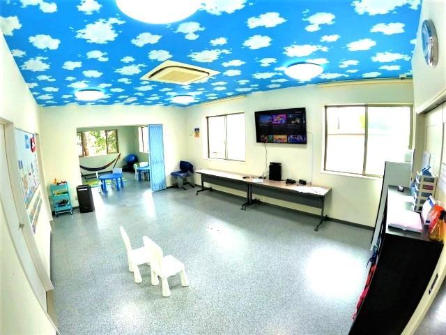 【児童発達支援管理責任者】多機能型施設/土日休み◎/協力し合って連休取得も可/残業ほぼなし/多人種・多言語による支援が特徴の国際色豊かな施設♪/月給30万円～/正社員/資格必須の写真3枚目