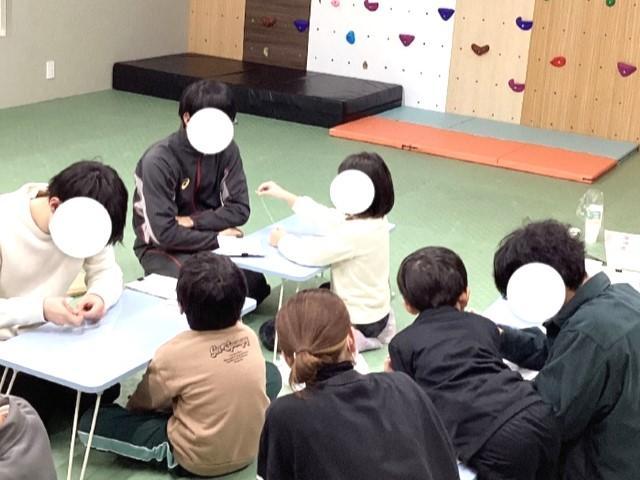 【児童指導員】多機能型施設/完全週休2日制＆残業ほぼなし◎/約50か所の仲間と成長するFC/遊びを通じてその子らしい成長を/月給21万円～/正社員/資格必須の写真2枚目