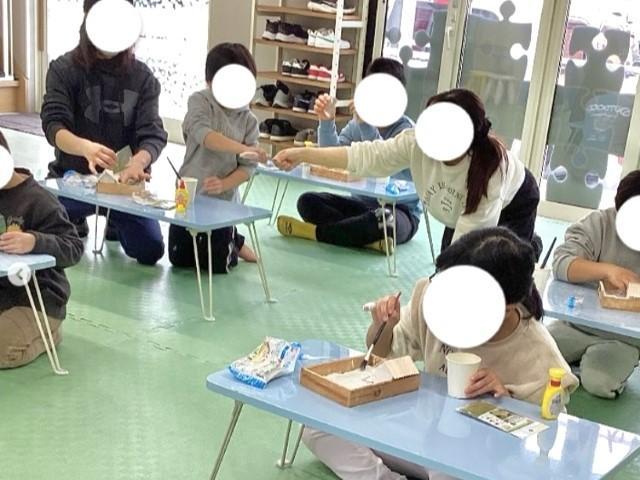 【児童指導員】多機能型施設/完全週休2日制＆残業ほぼなし◎/約50か所の仲間と成長するFC/遊びを通じてその子らしい成長を/月給21万円～/正社員/資格必須の写真6枚目