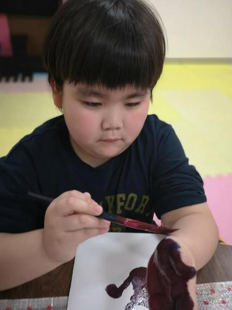 【保育士】放課後等デイサービス/完全週休2日制/土曜定休◎/残業ほぼなし/幅広い世代が活躍中♪/感覚・感触遊びやムーブメントが中心の療育/月給21.2万円～/正社員/資格必須の写真3枚目