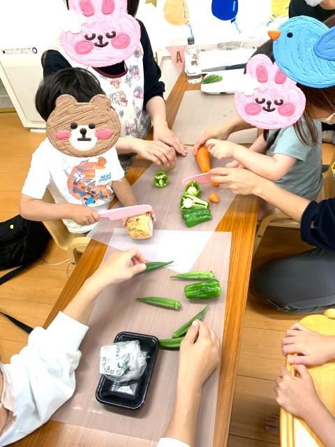 【保育士】多機能型施設/年休120日以上/完全週休2日制◎/住宅手当・扶養手当など福利厚生充実/パソコンやリトミックなどを取り入れた療育支援♪/月給21万円～/正社員/資格必須の写真4枚目