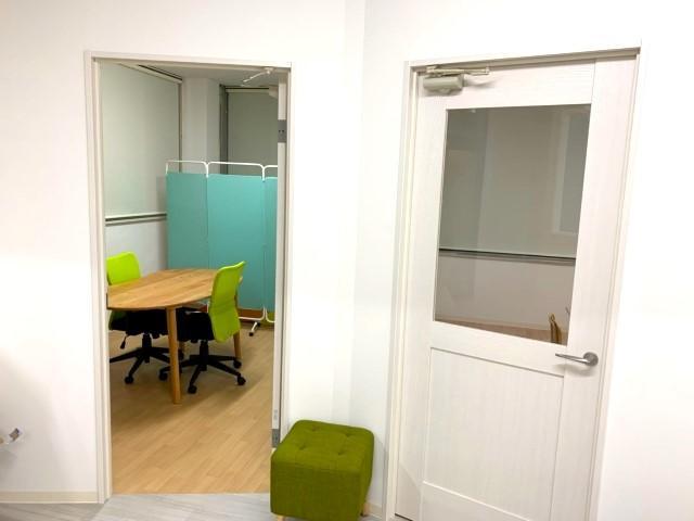 【保育士】多機能型施設/正社員/資格必須/月給23.5万円～/月曜火曜休み◎/残業ほぼなし/教育制度充実/好きや興味・関心を引き出す！大手で活躍した代表が立ち上げた施設♪の写真1枚目