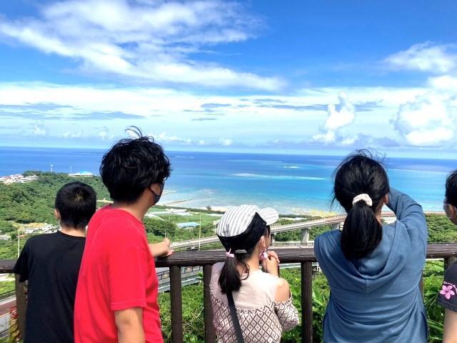 【臨床心理士】児童発達支援/日曜休み◎/専門的な療育が特徴のクリニック連動型施設♪/研修・勉強会・資格取得支援あり/残業ほぼなし/月給24万円～/正社員/資格必須