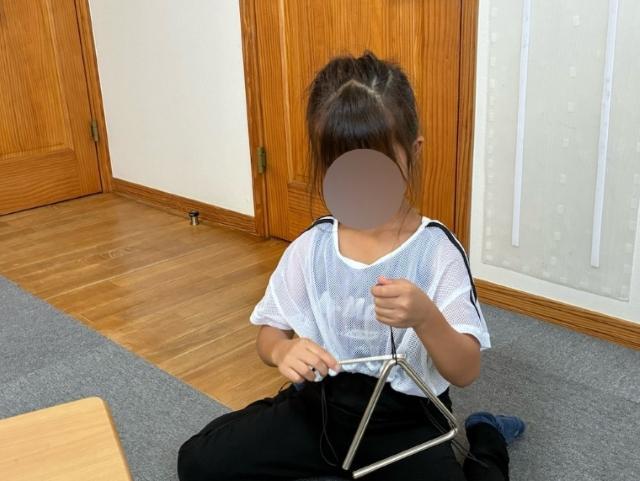 【児童指導員】多機能型施設/年休120日/完全週休2日制◎/今が楽しいと思える経験を提供/リトミックなどの音楽活動を取り入れたハッピーな療育♪/月給18.5万円～/正社員/資格必須の写真2枚目