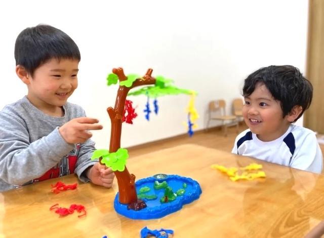 【作業療法士】児童発達支援/正社員/資格必須/月給20万円～/土日祝休み/経験者優遇/風通しの良い環境！あなたの望む療育の形が反映されやすいです◎/「最高の笑顔」を届ける支援♪の写真1枚目