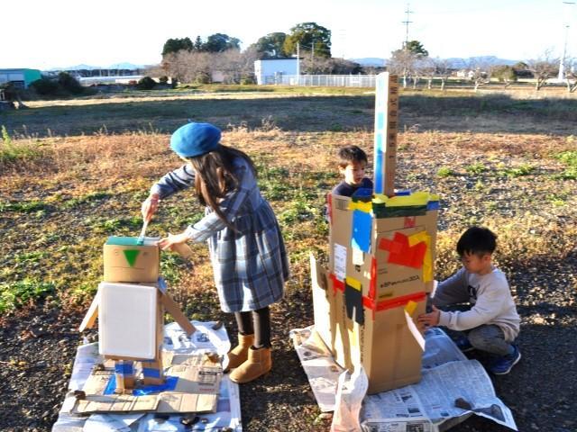 【保育士】児童発達支援/年休124日/土日祝休み◎/アートを取り入れた療育！/「子どもは遊びの発明家」をモットーに、子どもたちをサポート♪/月給22万円～/正社員/資格必須の写真3枚目