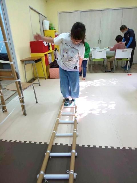 【言語聴覚士】放課後等デイサービス/年間休日120日/子どもたちが安心して過ごせる施設づくり♪/愛情と情熱で、すこやかな成長をはぐくむ/月給23.5万円～/正社員/資格必須の写真3枚目