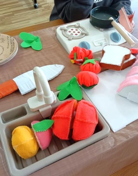 【保育士】放課後等デイサービス/年休120日/土日祝休み◎/経験者を募集！/表現スキルを育み、社会で安心して生きられる土台をつくるための支援♪/月給21万円/契約社員/資格必須の写真8枚目