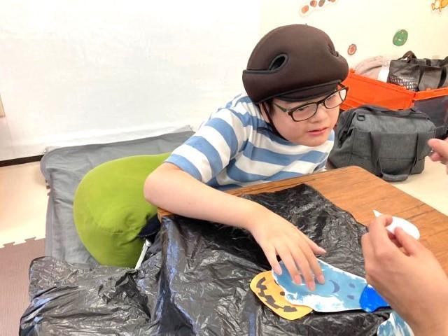 【児童指導員】重症⼼⾝障害児施設/正社員/資格必須/月給25.3万円～/平日6時間勤務あり◎/土日祝休み/年間休日120日以上/インクルーシブな療育が特徴♪の写真5枚目