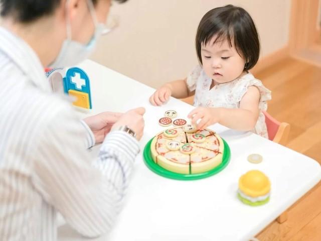 【児童指導員】放課後等デイサービス/送迎なし◎/教授を務める代表による科学的な療育を展開中！研修・事例検討会・動画など、学べる機会がいっぱい♪/月給22.7万円～/正社員/資格必須の写真3枚目