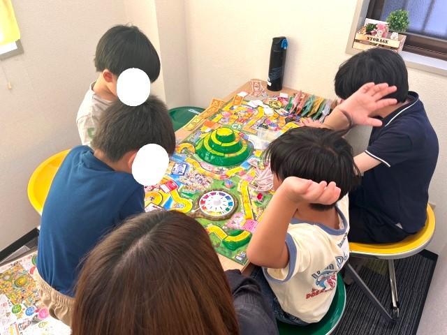 【保育士】放課後等デイサービス/正社員/資格必須/⽉給18.2万円〜/大卒・院卒は基本給優遇・送迎なし◎/年休120日/年齢・学歴不問/子どもの就労・自立支援に特化した施設♪の写真7枚目