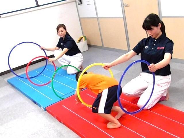 【児童指導員】放課後等デイサービス/正社員/資格必須/月給22万円～/年休115日以上/残業ほぼなし/感覚統合理論に基づいた運動療育をメインに実施◎/安心して過ごせる居場所♪の写真2枚目