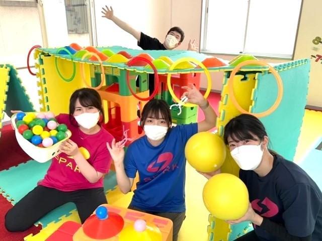 【児童指導員】放課後等デイサービス/送迎なし◎/残業ほぼなし/笑顔で楽しく！「脳科学×運動療育」が特徴♪/研修＆資格取得支援が充実/月給23.4万円～/正社員/資格必須の写真10枚目