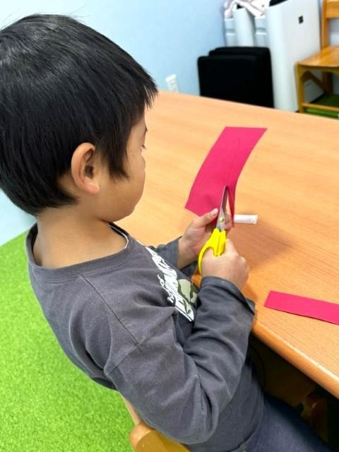 【保育士】児童発達支援/日水祝休み・年間休日120日＆残業ほぼなし◎/送迎なし/月給26万円～/未経験歓迎！充実研修で安心スタート♪/経験5年以上は月給30万円～/正社員/資格必須の写真5枚目