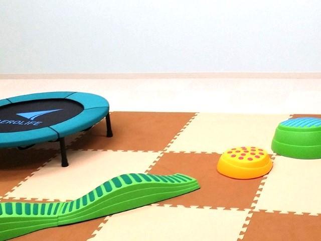 【保育士】児童発達支援/年間休日約120日＆残業ほぼなし◎/送迎なし/月給27万円～/研修＆サポート体制充実の大手フランチャイズ/楽しい！やりたい！を大切に♪/正社員/資格必須の写真3枚目