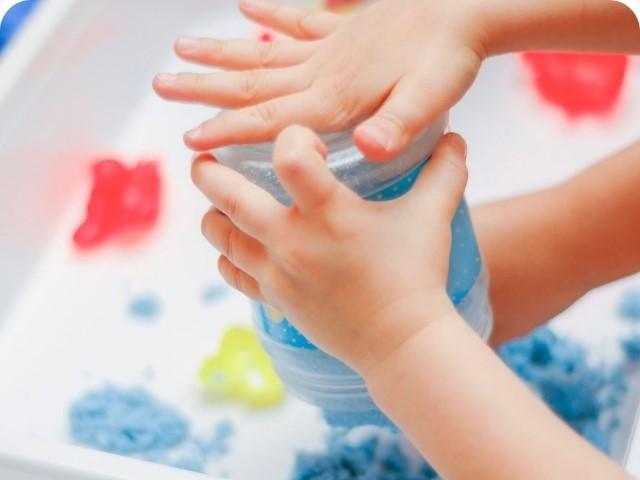 【保育士】児童発達支援/正社員/資格必須/月給25万円～/送迎なし/5年以上の経験者歓迎♪/全国展開中の法人/高い専門性×ていねいな療育ですこやかな育ちを♪の写真1枚目