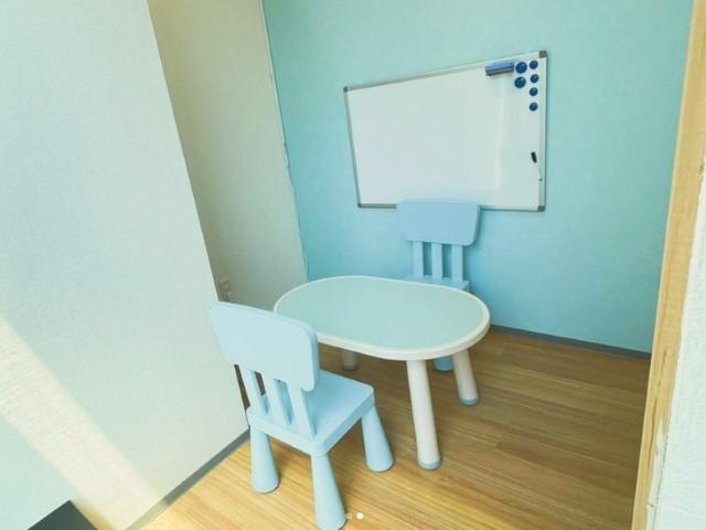 【臨床心理士/公認心理師】児童発達支援/年間休日125日/送迎なし/評価制度が充実/全国100教室以上を展開するFC◎/ABAに基づく独自療育が特徴/月給20万円～/正社員/資格必須の写真8枚目