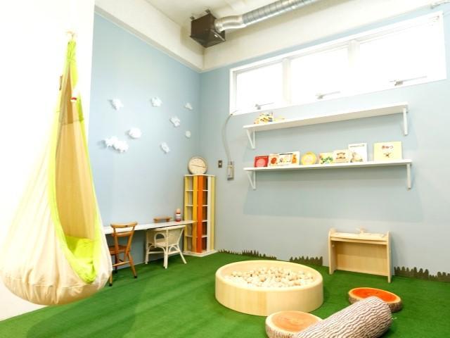 【作業療法士】児童発達支援/正社員/資格必須/月給28万円～/年休116日/月9日休み/関西エリアを中心に多数の施設を展開する運営法人◎/コンセプトは、「親子いっしょに」♪の写真1枚目