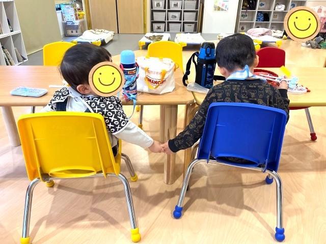 【児童指導員】児童発達⽀援/日祝休み/年間休日110日以上/送迎なし/⽉給26万円〜/子育て中のスタッフも活躍中♪一日預かり型支援でじっくり子どもたちと向き合う！/正社員/資格必須の写真2枚目