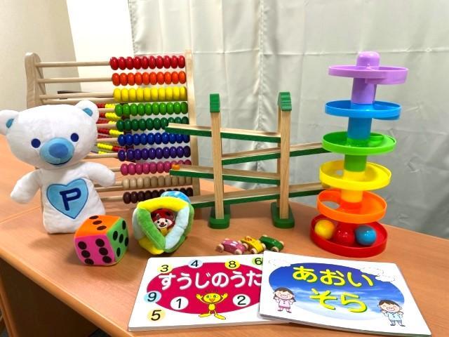 【保育士】児童発達支援/正社員/資格必須/月給20万円～/送迎なし/年間休⽇120⽇以上/残業ほぼなし◎/研修制度＆サポート体制充実の業界大手のフランチャイズ♪の写真1枚目