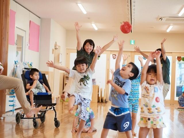 【言語聴覚士】児童発達支援/正社員/資格必須/送迎なし/月給22.6万円～/年休125日以上/待遇・研修充実＆入職時に有給10日付与♪/自立力を育む療育◎の写真1枚目