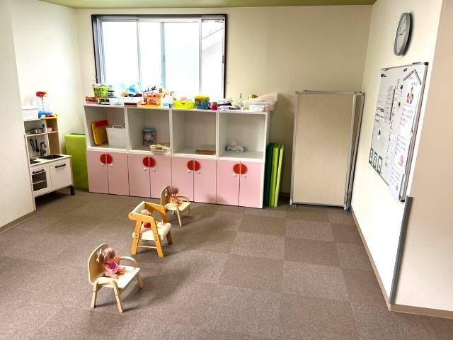 【臨床心理士/公認心理師】児童発達支援/正社員/資格必須/月給27万円～/年休110日/残業ほぼなし/研修＆資格取得支援充実/「たくさん、小さく、確実に」独自療育が特徴♪の写真10枚目