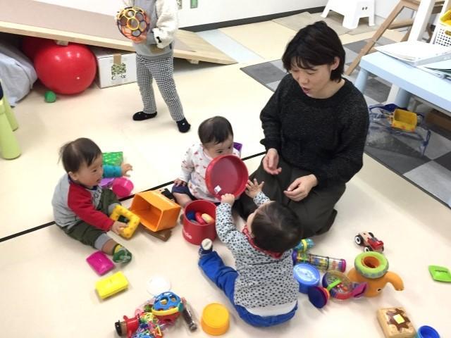 【臨床心理士/公認心理師】多機能型施設/契約社員/資格必須/月給24万円～/残業ほぼなし◎/専門の療育プログラムが学べる＆独自療育が特徴！ダウン症の子どもたちのために作られた施設の写真1枚目