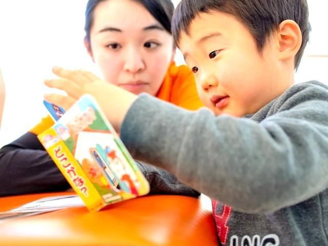 【言語聴覚士】多機能型施設/正社員/資格必須/送迎なし/月給20万円～/日曜休み/年休120日/余裕のある10時出勤◎/「自分らしさ」を失わず社会で生きる力を育む支援が特徴♪の写真1枚目