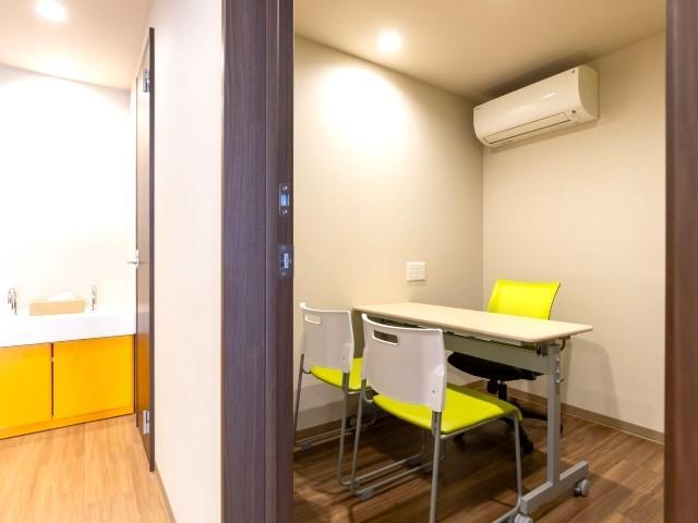 【保育士】多機能型施設/正社員/資格必須/月給28万円～/年休125日/残業ほぼなし/医学博士・精神科専門医が代表を務める法人◎/教育業界大手開発の研修制度でさらなる成長も♪の写真5枚目