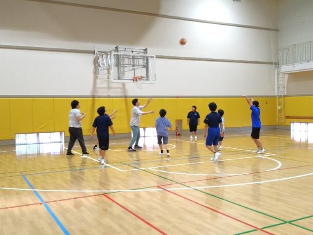 【作業療法士】多機能型施設/週休2日制/日祝休み/送迎なし/研修充実◎/全国展開中の大手FC！/「キッズファースト」を第一に見守る支援を♪/月給23万円～/正社員/資格必須の写真1枚目