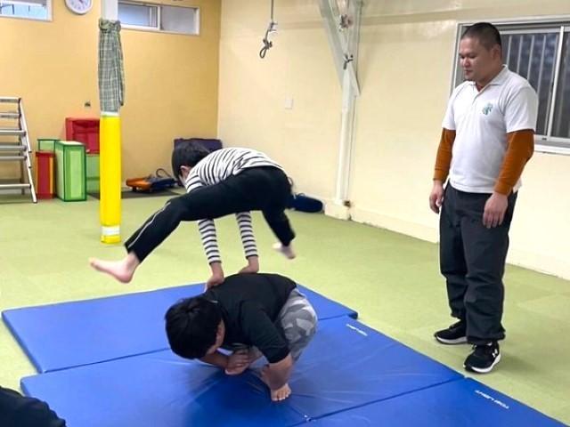 【児童指導員】多機能型施設/送迎なし/月木固定休み◎/研修制度充実/個別から集団への運動療育で、生きるチカラを育んでいく♪/月給23万円～/正社員/資格必須の写真8枚目