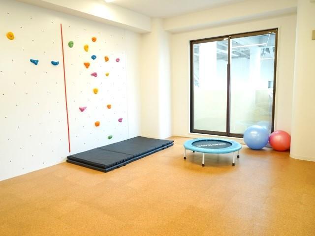 【児童指導員】多機能型施設/正社員/資格必須/月給28.8万円～/送迎なし/年休120日/駅チカ/「自立・個性・社会性」を育む療育プログラム♪の写真8枚目