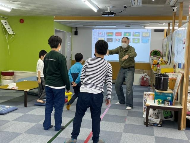 【児童発達支援管理責任者】多機能型施設/祝日休み/年間休日120日/未経験可/スポーツ×音楽特化の療育◎/「たくさんの幸せの創造」を目指して♪/月給19万円～/正社員/資格必須の写真1枚目