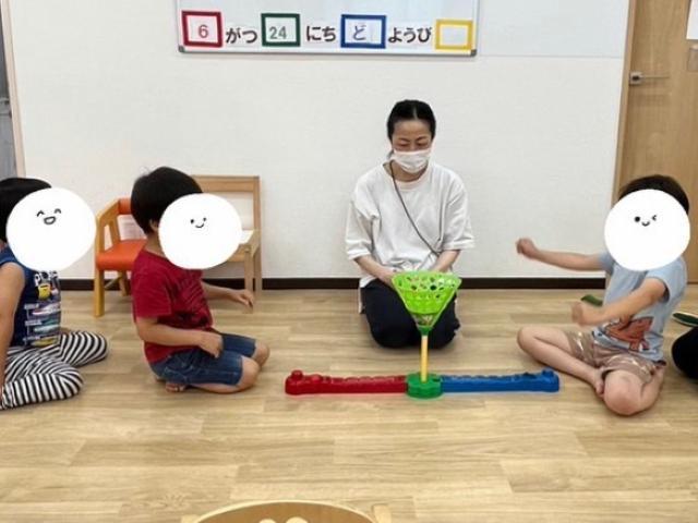 【児童指導員】児童発達支援/日曜休み/完全週休2日制/送迎なし/残業ほぼなし/全国100教室以上を展開するFC◎/ABAに基づく独自療育が特徴♪/月給20万円～/正社員/資格必須の写真9枚目