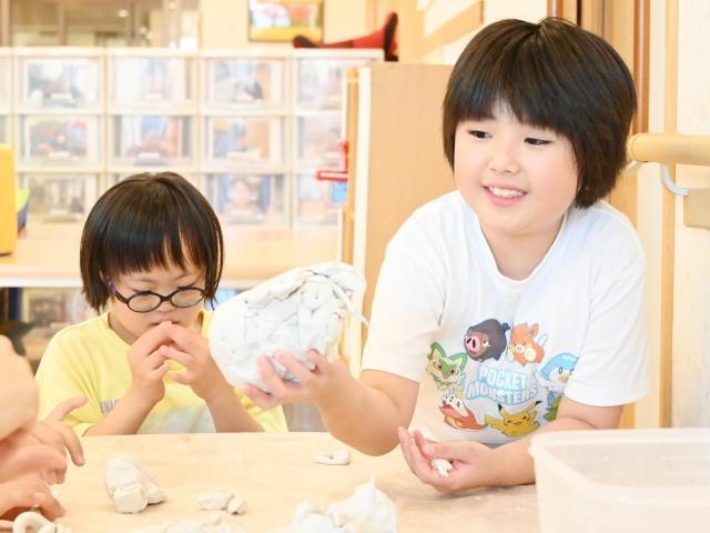 【管理者兼児発管】多機能型施設/土日休み/年休115日◎/各種手当が充実/子ども同士が楽しく過ごす場所を提供♪/音楽や制作活動で生活スキル向上を支援/月給23万円～/正社員/資格必須の写真1枚目