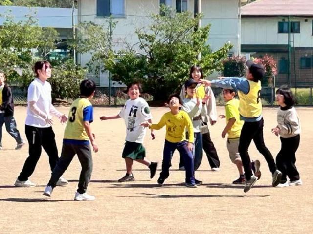 【児童発達支援管理責任者】放課後等デイサービス/完全週休2日制＆残業ほぼなし◎/多彩な遊びやイベントで十人十色の成長を！こどもの発達支援教室♪/月給27万円～/正社員/資格必須