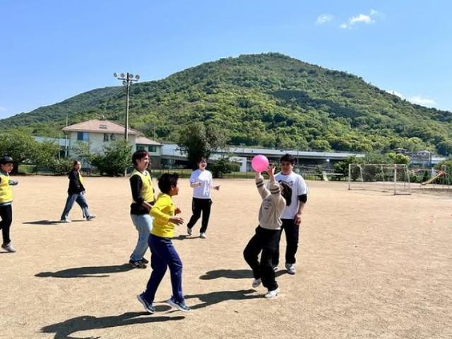 【作業療法士】放課後等デイサービス/完全週休2日制＆残業ほぼなし◎/多彩な遊びやイベントで十人十色の成長を！こどもの発達支援教室♪/月給19万円～/正社員/資格必須