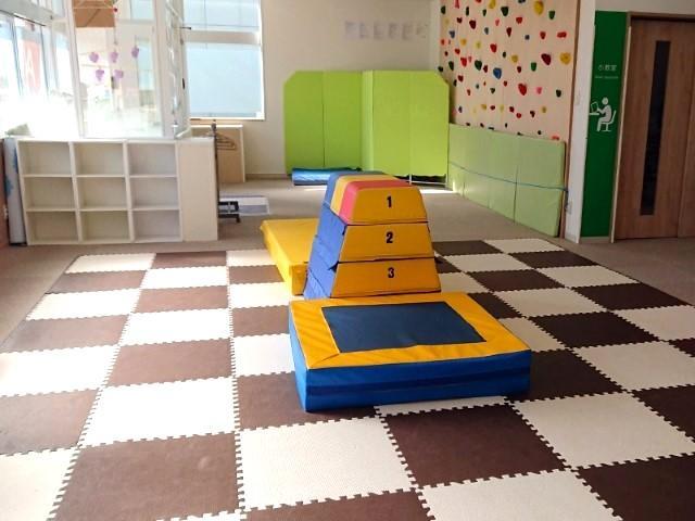 【児童発達支援管理責任者】多機能型施設/日祝休み◎/研修充実＆手厚い福利厚生あり！/「楽しい・笑顔・達成感」を伸びしろにつなげ、開花させたい♪/月給23万円～/正社員/資格必須