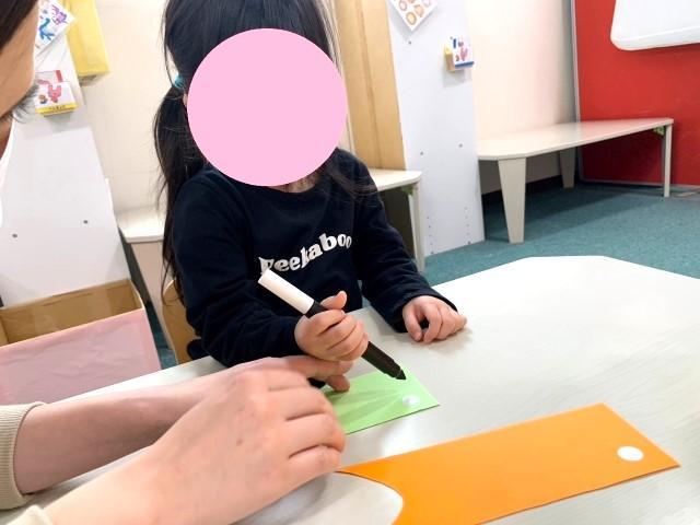 【児童指導員】多機能型施設/日祝休み◎/研修充実＆手厚い福利厚生あり！/「楽しい・笑顔・達成感」を伸びしろにつなげ、開花させたい♪/月給20万円～/契約社員/資格必須の写真3枚目