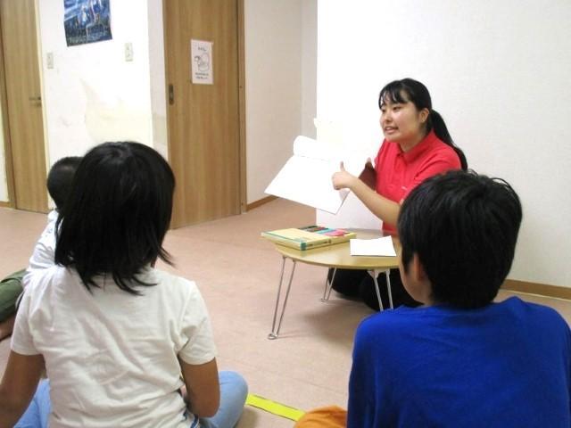 【心理学科卒業の方歓迎】多機能型施設/児童指導員/正社員/資格必須/実務経験5年以上の方優遇◎/月給22.6万円～/残業ほぼなし/研修充実！全国展開するノウハウが学べる♪の写真1枚目