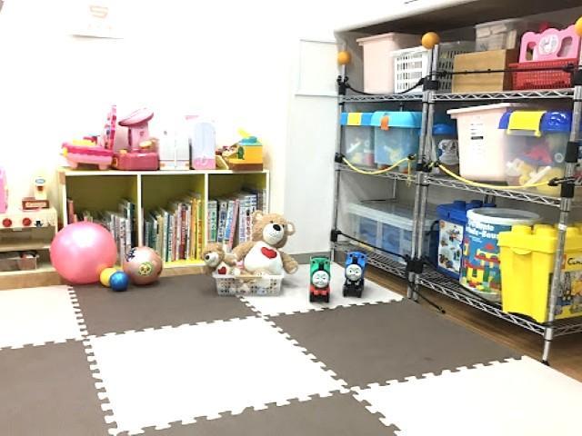 【児童指導員】放課後等デイサービス/年休120日以上/土日祝休み/子ども一人ひとりの専門家を目指す！可能性を広げ未来につなげていく療育◎/月給23.5万円～/正社員/資格必須の写真9枚目