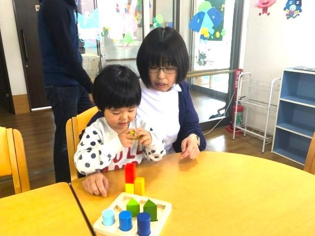 【児童指導員】多機能型施設/土日休み・残業ほぼなし◎/事業拡大中！キャリアアップも目指せる/「充実の研修×多職種連携」で専門的なリハビリと療育を♪/月給22万円～/正社員/資格必須の写真5枚目