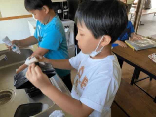 【児童指導員】資格必須/放課後等デイサービス/正社員/賞与あり◎/週休二日制/マイカー通勤可/社会保険完備/お子様の第二の家を目指しています！の写真1枚目