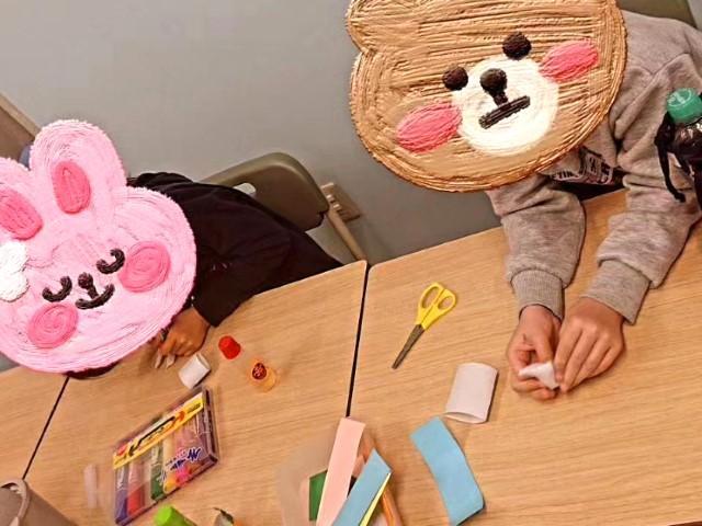 【児童指導員】児童発達支援/年休120日以上/完全週休2日制/送迎なし◎/月給26万円～/研修＆手当充実/全国展開する大手FC/自発的に、楽しみながらの成長を支援♪/正社員/資格必須の写真2枚目