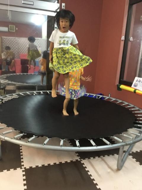 【理学療法士】多機能型施設/日祝定休/月8日休み◎/未経験可/感覚統合療法と運動をベースとした療育/楽しく体を動かしながら成長の土台づくりを♪/月給20.3万円/契約社員/資格必須の写真1枚目