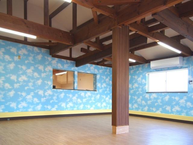 【保育士】正社員/放課後等デイサービス/資格必須/月給20万円～/賞与年3回/残業ほぼなし/年間休日110日/スキルアップできる環境です♪の写真3枚目