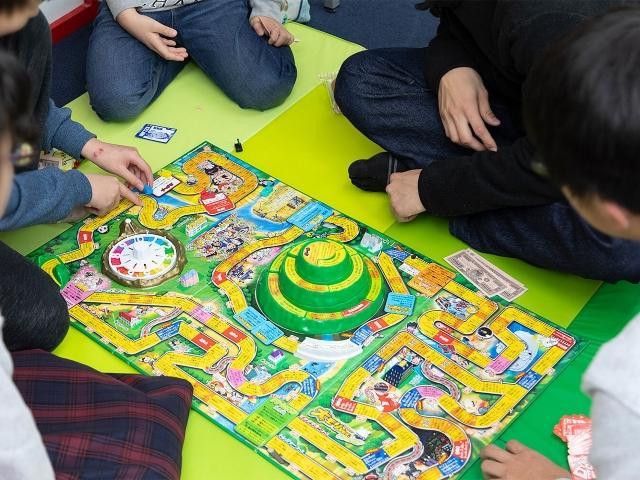 【児童指導員】放課後等デイサービス/日祝休み/残業ほぼなし◎/おもいやりを大切に、褒めて可能性を伸ばす療育♪/水泳教室との連携やICT学習も導入！/月給20万円～/契約社員/資格必須の写真3枚目