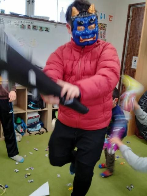 【保育士】放課後等デイサービス/日月休み◎/研修・スキルアップ支援充実/外活動＆SSTメインの療育♪/子どもたちと向き合いながら共に成長！/月給24万円～/正社員/資格必須の写真4枚目